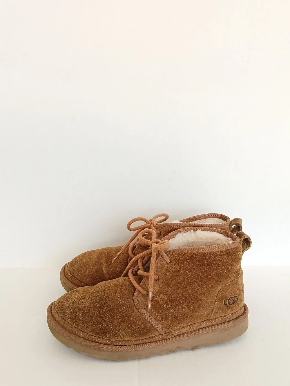 Ugg Neumel Leather Chukka Lace Up Boots